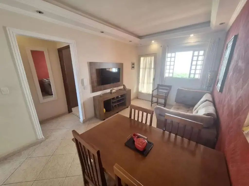 Casa em Condomínio com 2 Dorms no Centro