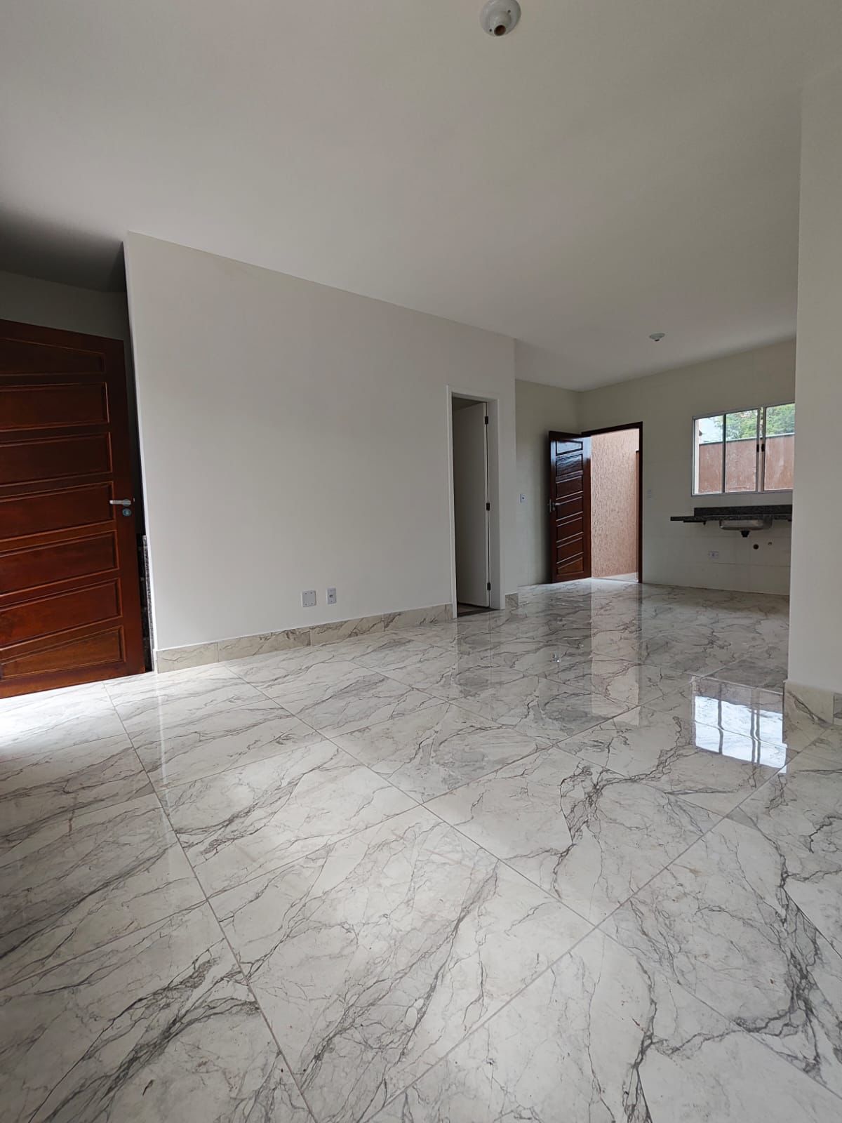 Sobrados Novos com 2 Dorms em Guaianases