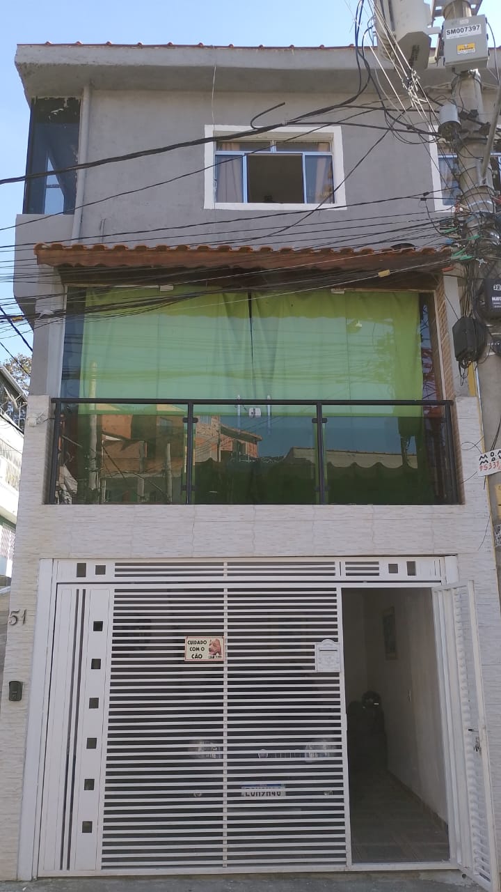 Casa com Área Gourmet e Churrasqueira